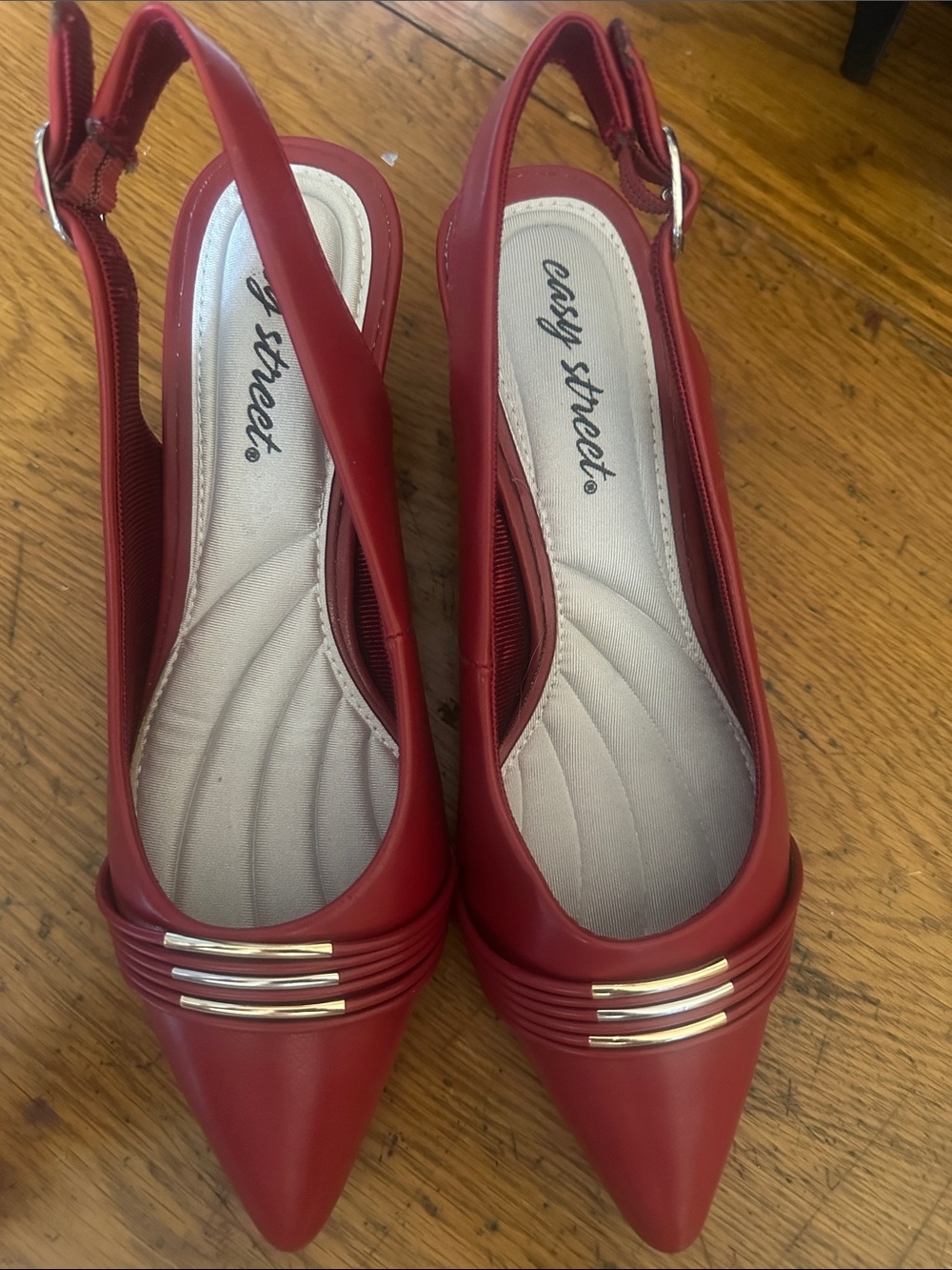 easy street Red Pointed Slingback kitten with Metallic Trim